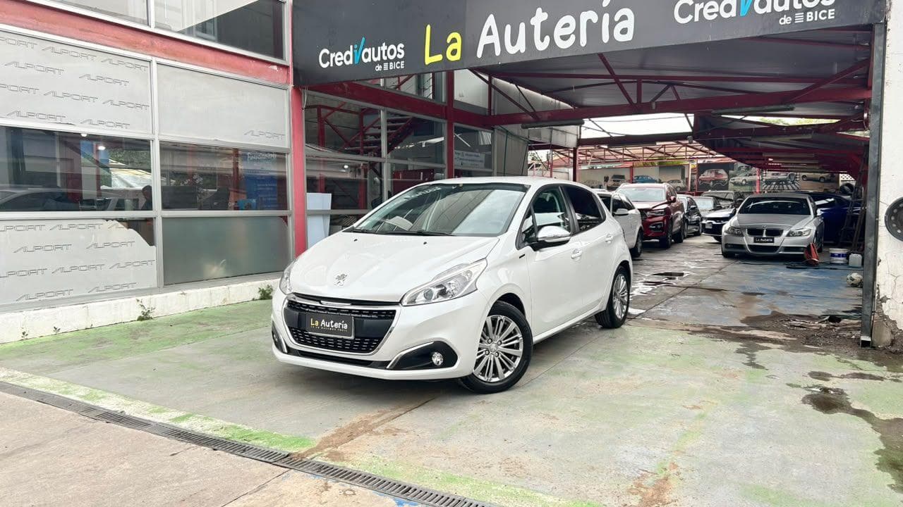Peugeot 208